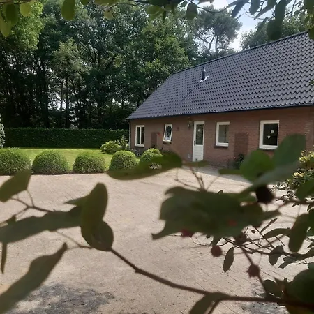 Prázdninový dům Kempen Comfort With Sauna & Tub, Cleaning Included