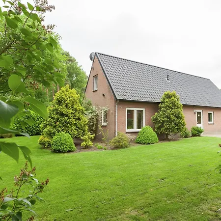 Kempen Comfort With Sauna & Tub, Cleaning Included Vessem